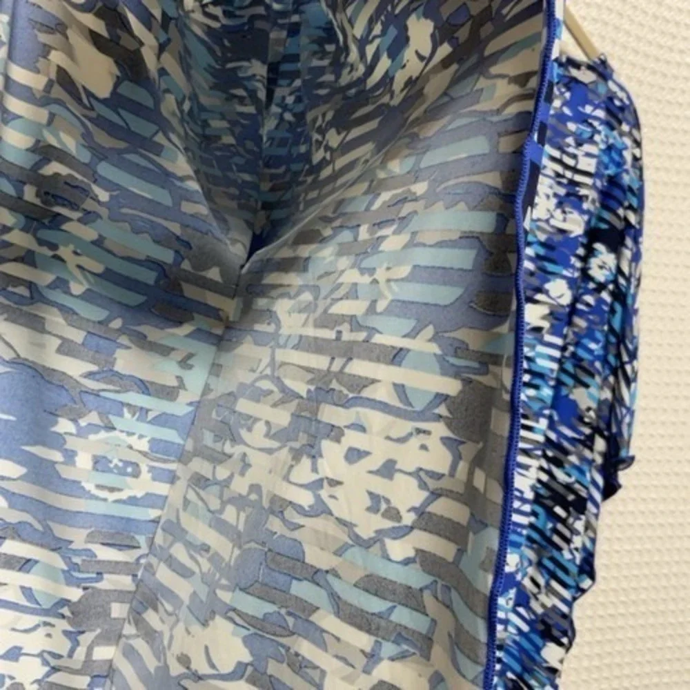 NWOT Coolibar UPF 50+ Blue/White Poncho Tunic Swim Cover Women 2XL China